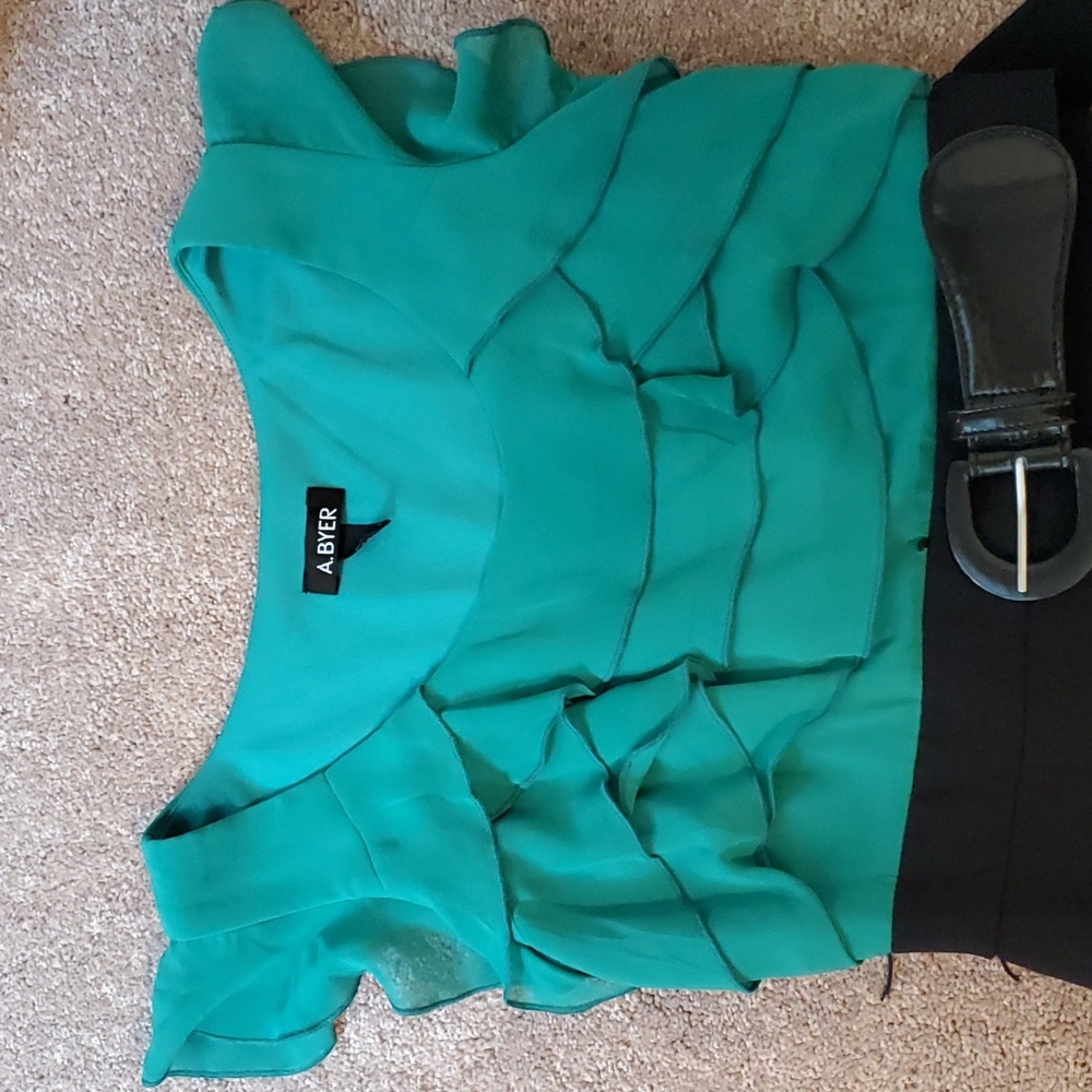 Dress - Picture 3 of 4